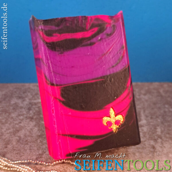 Mini-Seifenstempel "Fleur de Lis" Beispiel