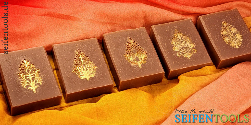 Seifen mit Seifenstempeln "Indische Dekore"