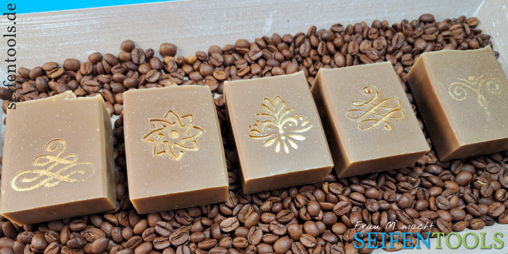 Seifen mit Seifenstempeln, verschiedene Dekore