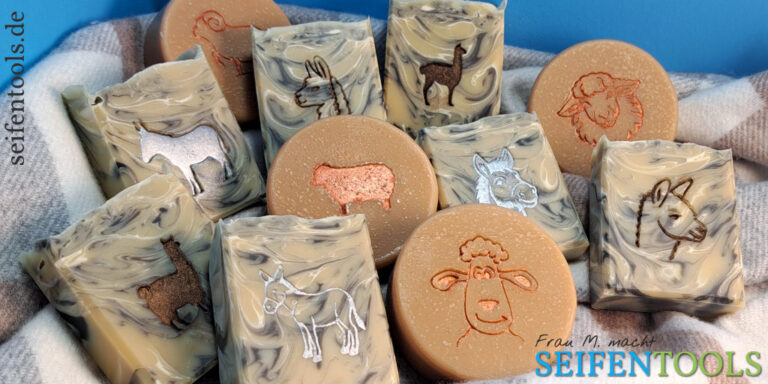 Seifen mit Seifenstempeln Schafe, Alpakas, Esel