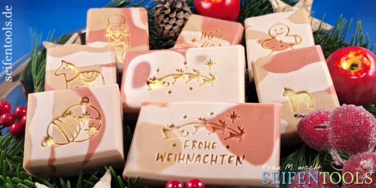 Seifen "Bratäpfelchen" mit Seifenstempeln Weihnachtsmotive